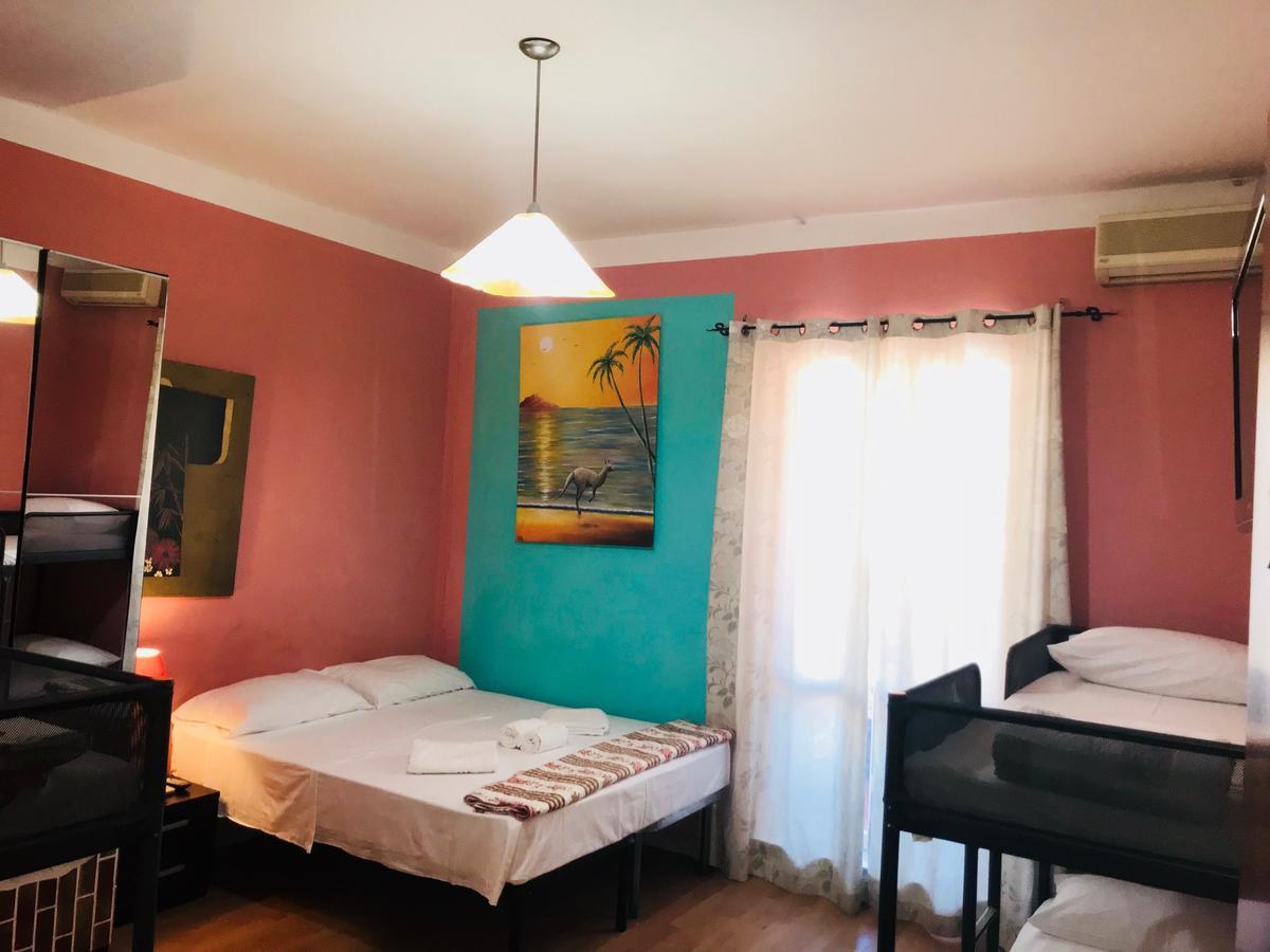 When In Rome Accommodation ภายนอก รูปภาพ