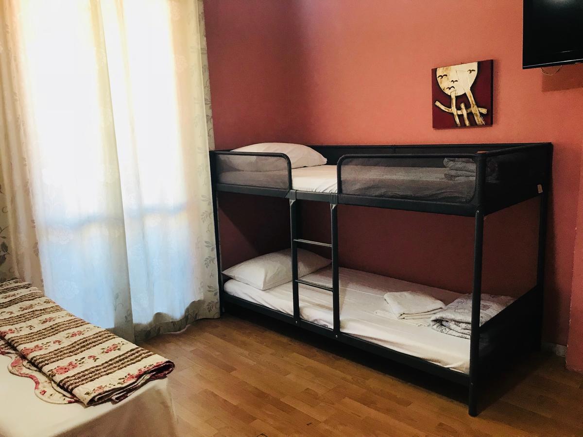 When In Rome Accommodation ภายนอก รูปภาพ