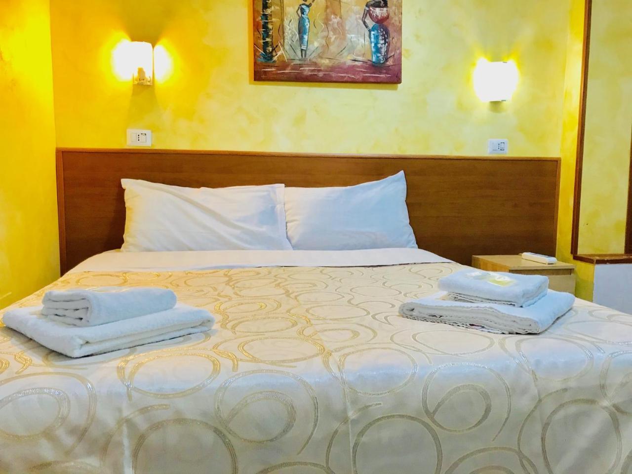 When In Rome Accommodation ภายนอก รูปภาพ