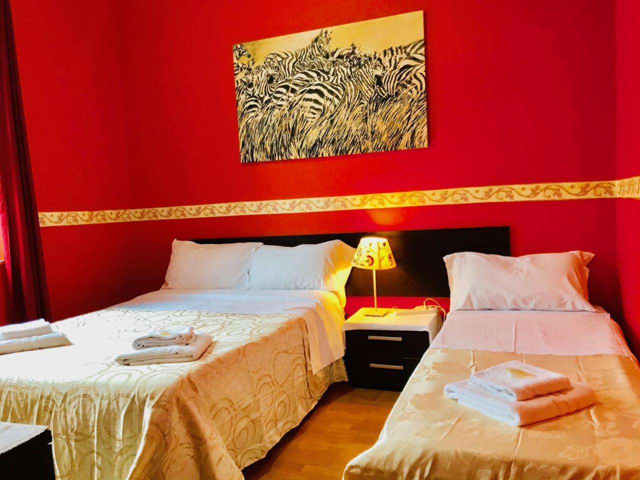 When In Rome Accommodation ภายนอก รูปภาพ