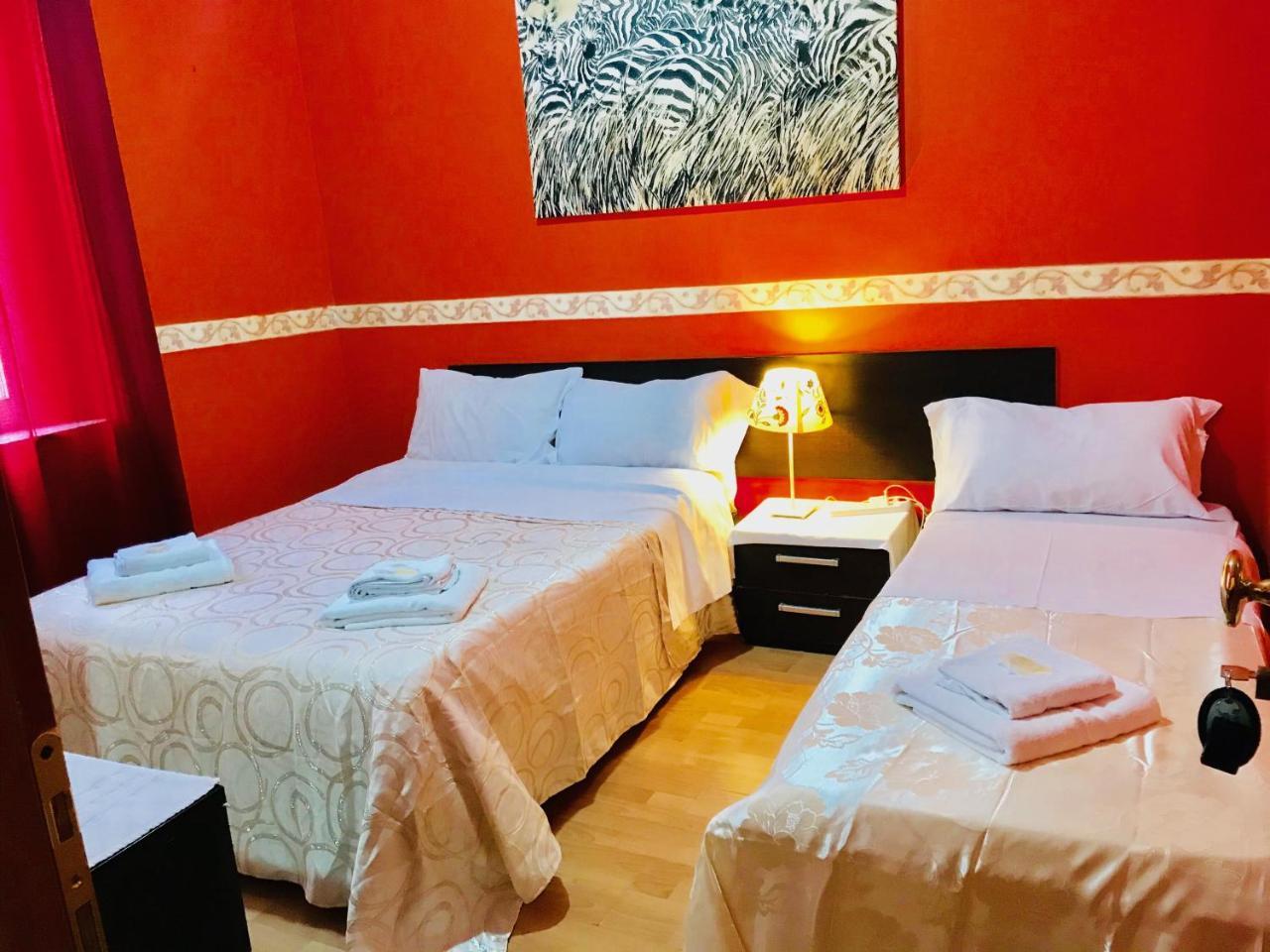When In Rome Accommodation ภายนอก รูปภาพ