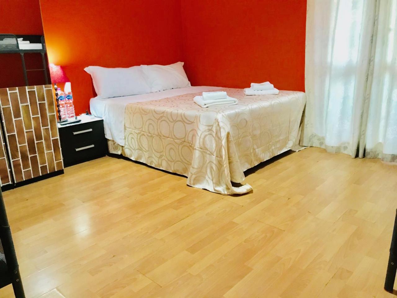 When In Rome Accommodation ภายนอก รูปภาพ
